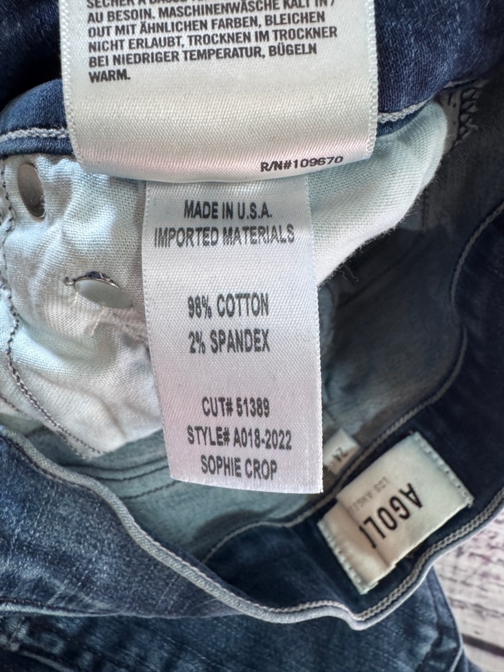 AGOLDE Sophie Crop Jeans Size 24 Medium Wash Raw Hem Stretch Denim - Picture 6 of 9